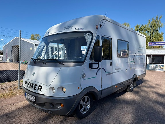 Hymer Eriba B574 2 of 13
