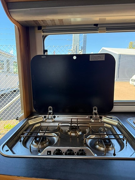 Hymer Eriba B574 10 of 13