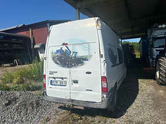 Ford Transit 2 of 3