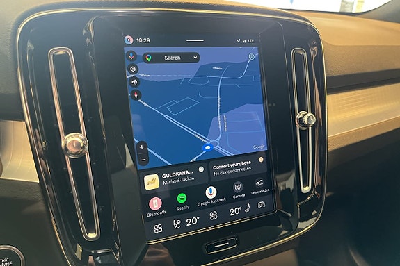 Volvo XC40 22 of 28