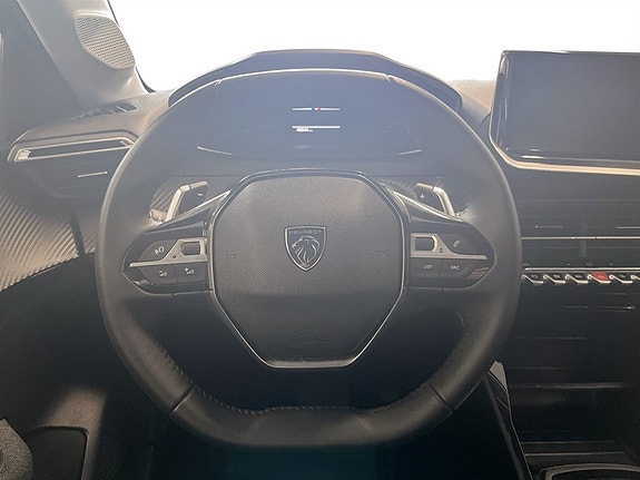 Peugeot 208 7 of 23