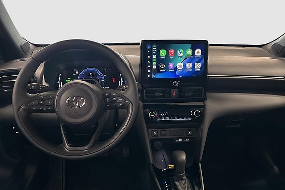 Toyota Yaris Cross 10 of 13