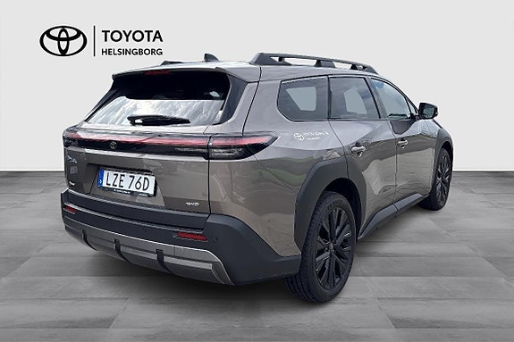 Toyota bZ4X Touring 4 of 12