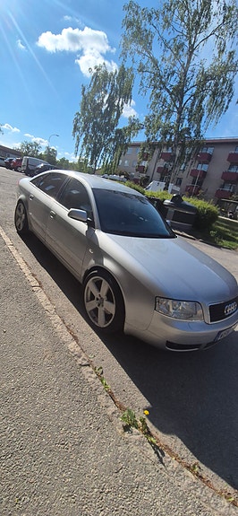 Audi A6 4 of 17