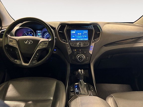 Hyundai Santa Fe 11 of 25