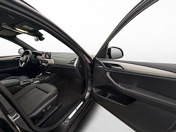 BMW iX3 28 of 30