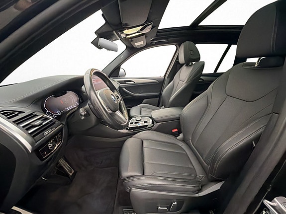 BMW iX3 14 of 30