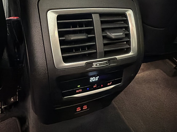 BMW iX3 30 of 30