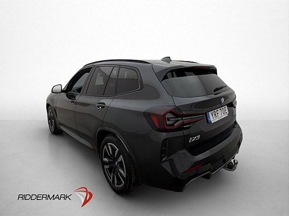 BMW iX3 6 of 30