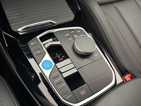 BMW iX3 26 of 30