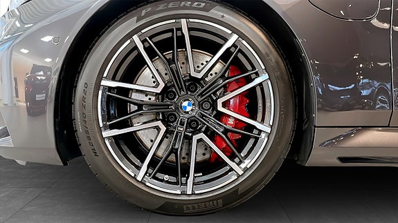 BMW M5 9 of 13