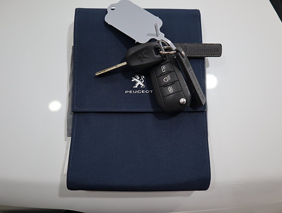 Peugeot 2008 18 of 19