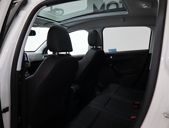 Peugeot 2008 11 of 19