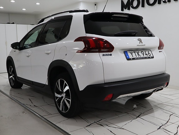Peugeot 2008 4 of 19