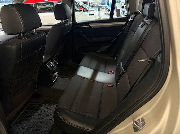 BMW X3 20 of 23