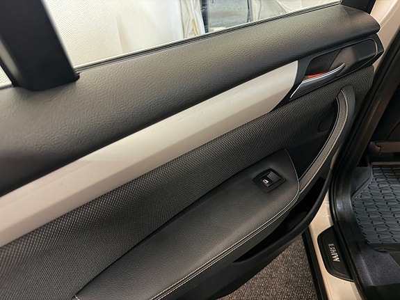 BMW X3 21 of 23
