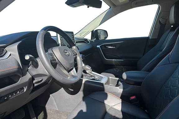 Toyota RAV4 15 of 22