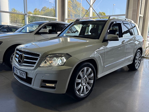 Mercedes-Benz GLK220 28 of 28