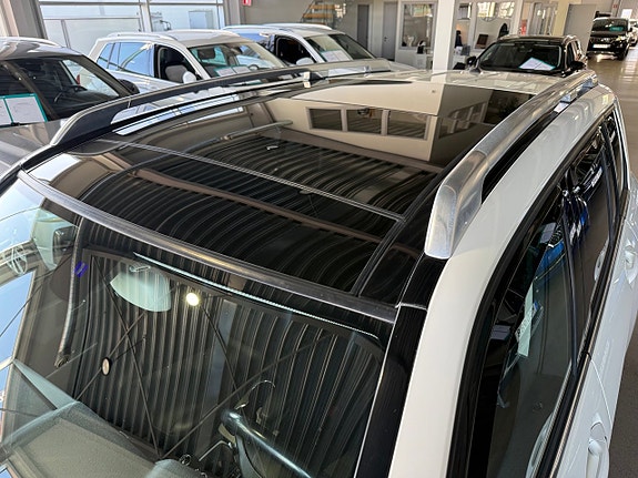 Mercedes-Benz GLK220 21 of 28