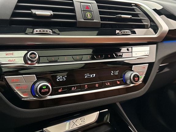 BMW iX3 24 of 30