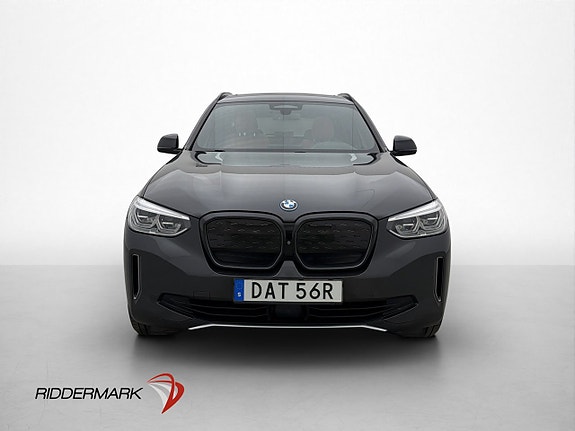 BMW iX3 2 of 30