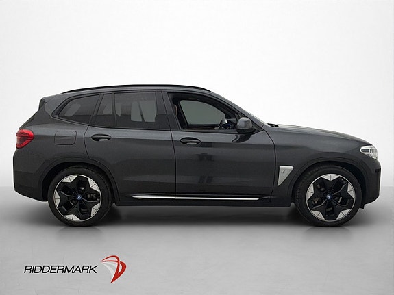 BMW iX3 9 of 30