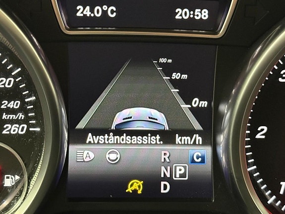 Mercedes-Benz GLE350 d 17 of 30