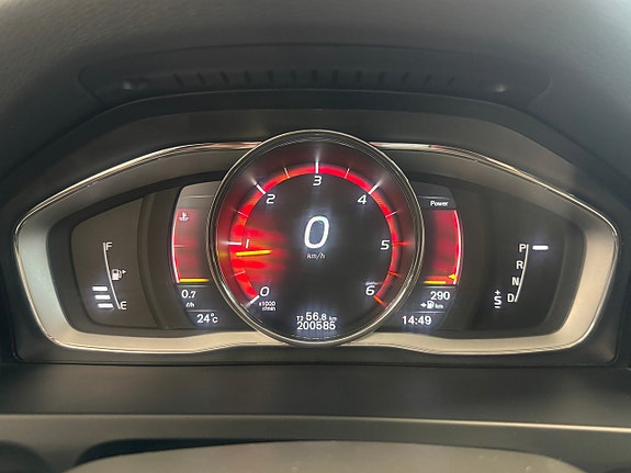 Volvo V60 13 of 16