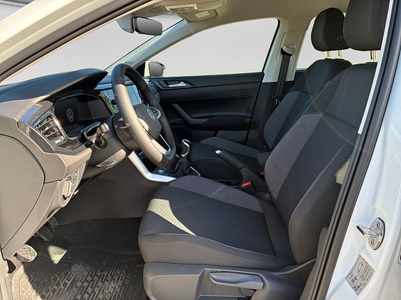 Volkswagen Polo 9 of 15