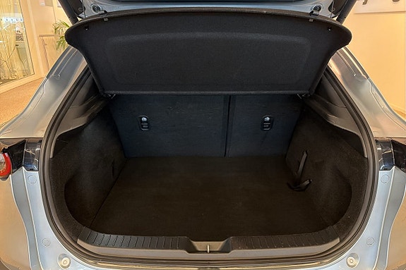 Mazda CX-30 12 of 19