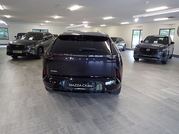 Mazda CX-6e 11 of 25