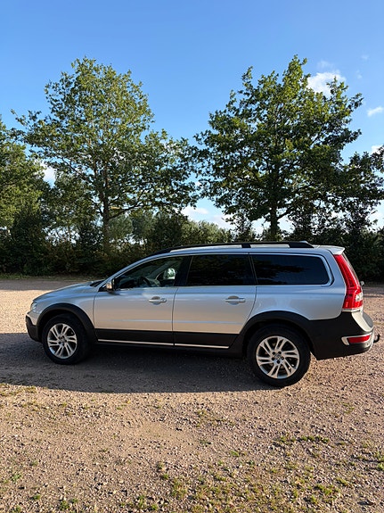 Volvo XC70 4 of 7
