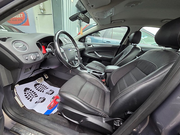 Ford Mondeo 14 of 15