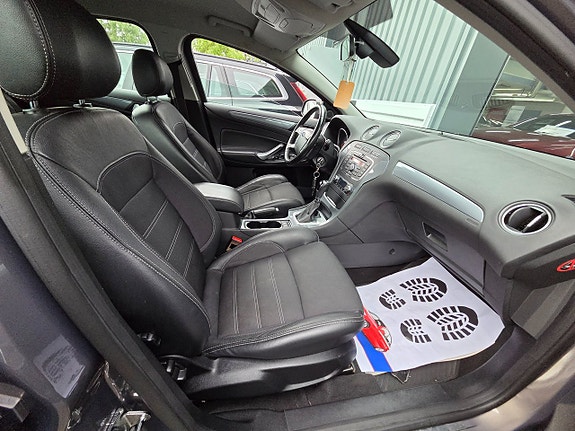Ford Mondeo 8 of 15