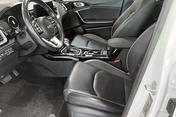 Kia Ceed 8 of 20