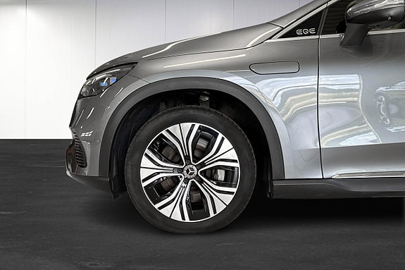 Mercedes-Benz EQE500 SUV 5 of 30