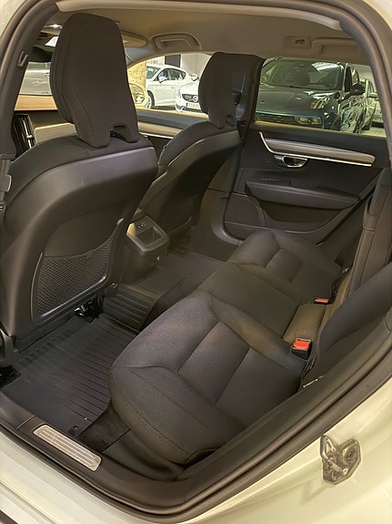 Volvo V90 9 of 19