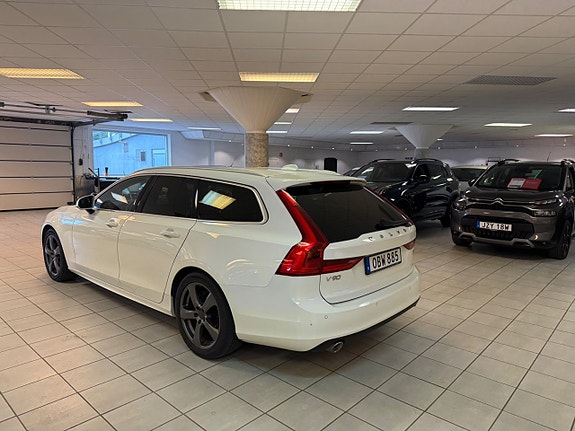 Volvo V90 3 of 19