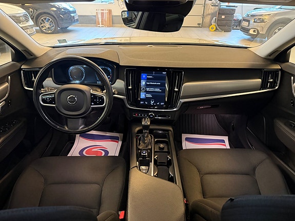 Volvo V90 10 of 19