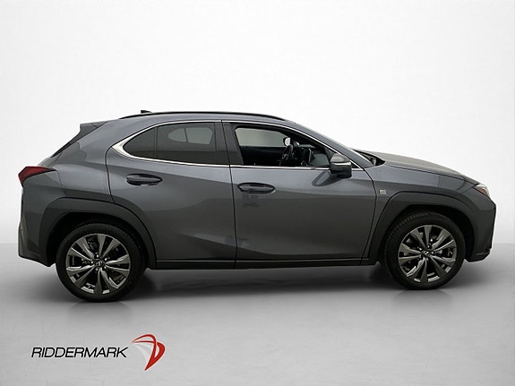 Lexus UX250h 3 of 30