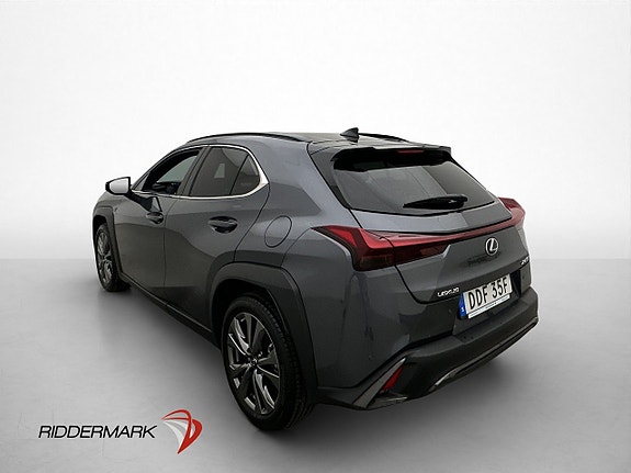 Lexus UX250h 6 of 30