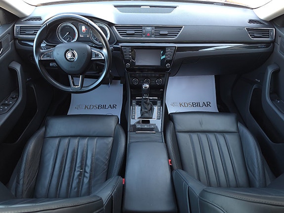 Skoda Superb 8 of 12