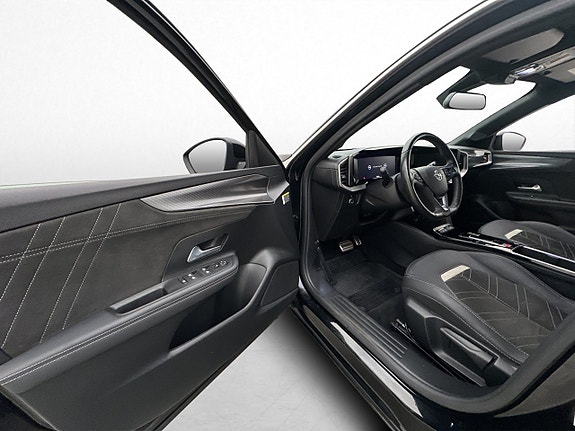 Opel Mokka-e 10 of 30