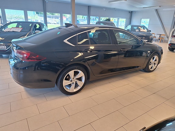 Opel Insignia 3 of 14
