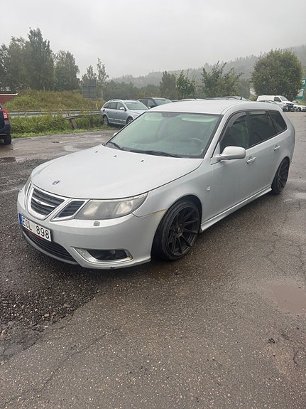 Saab 9-3 2 of 5