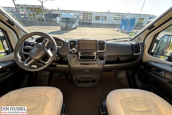 Malibu MALIBU VAN 640 LE K COUP 18 of 21