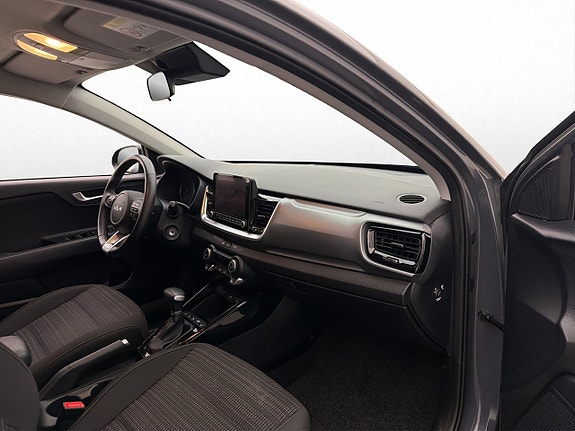 Kia Stonic 21 of 28
