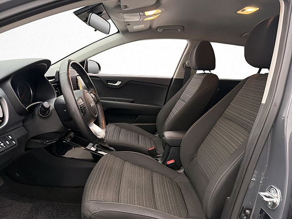 Kia Stonic 11 of 28