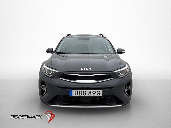 Kia Stonic 2 of 28