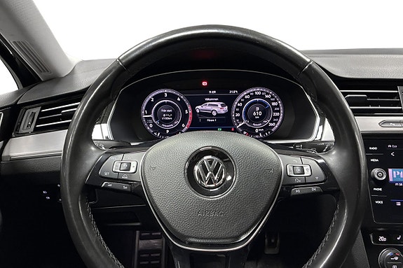 Volkswagen Passat Alltrack 12 of 28